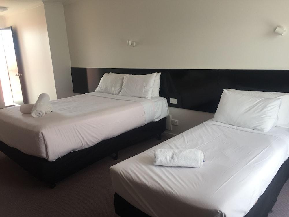 Gateway Motor Inn 워남불 외부 사진
